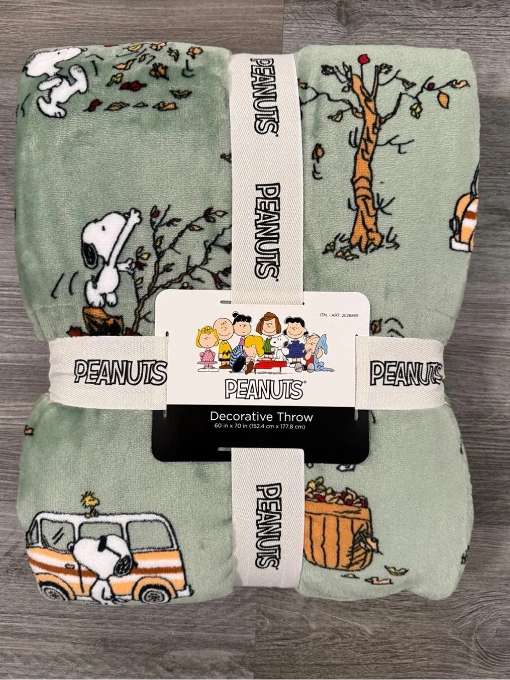 Peanuts Snoopy Fall Throw Blanket Fall Leaves 60”x 70” NWT